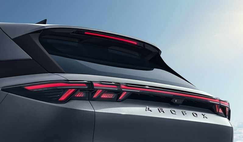 
								ARCFOX Alpha T5 full									