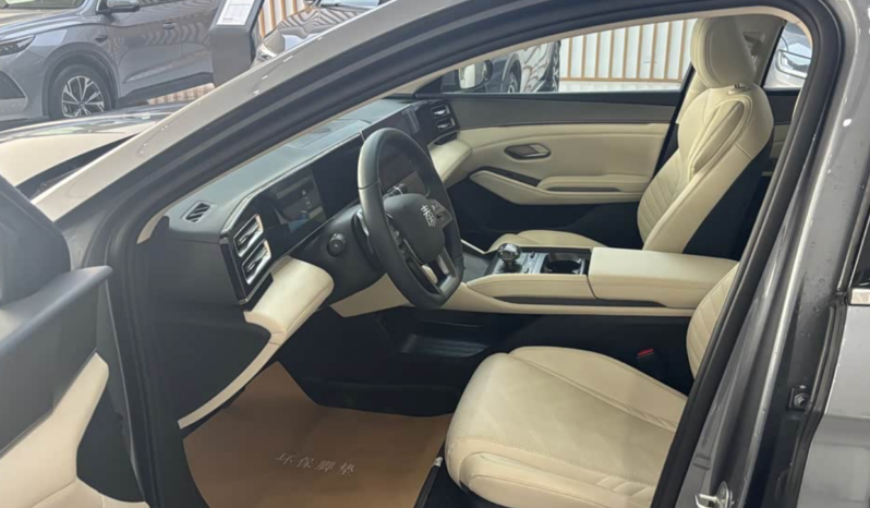 
								BYD Qin L DM-i 120 km Excellence PHEV full									