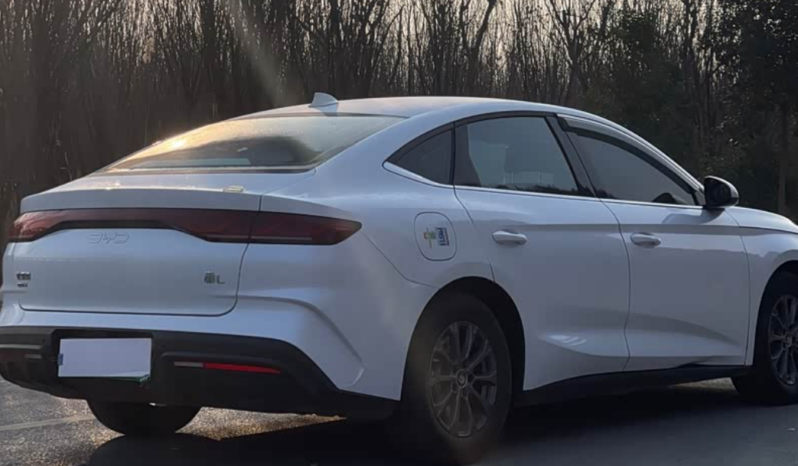 
								BYD Qin L DM-i 80 km PHEV full									