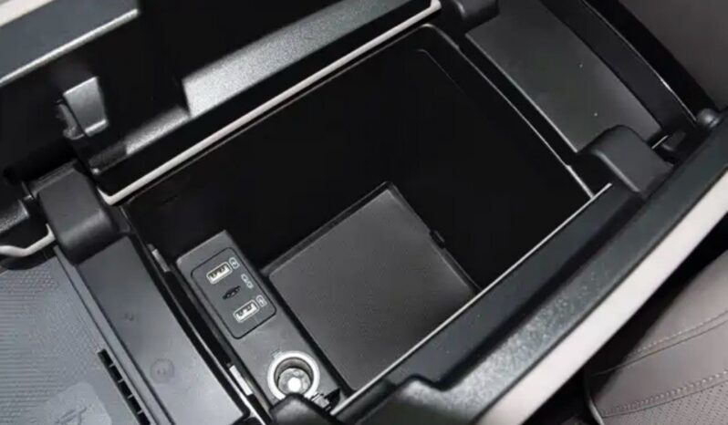 
								BYD Tang DM 5.0 PHEV full									