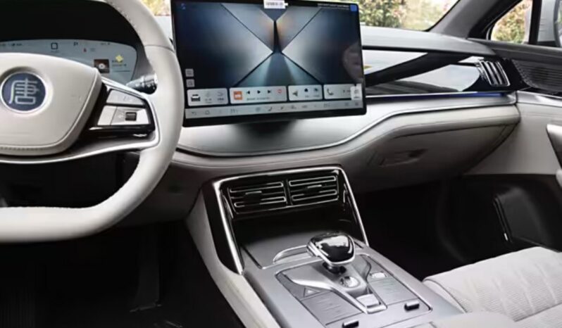 
								BYD Tang DM 5.0 PHEV full									