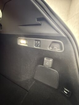 
										ZEEKR 7X 2025 100 kWh Long Range AWD Smart Driving Edition full									