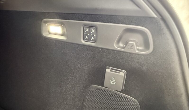 
								ZEEKR 7X 2025 100 kWh Long Range AWD Smart Driving Edition full									