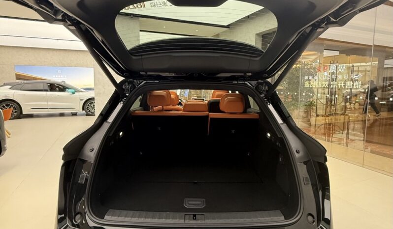 
								ZEEKR 7X 2025 100 kWh Long Range AWD Smart Driving Edition full									