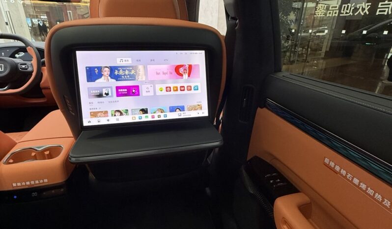 
								ZEEKR 7X 2025 100 kWh Long Range AWD Smart Driving Edition full									